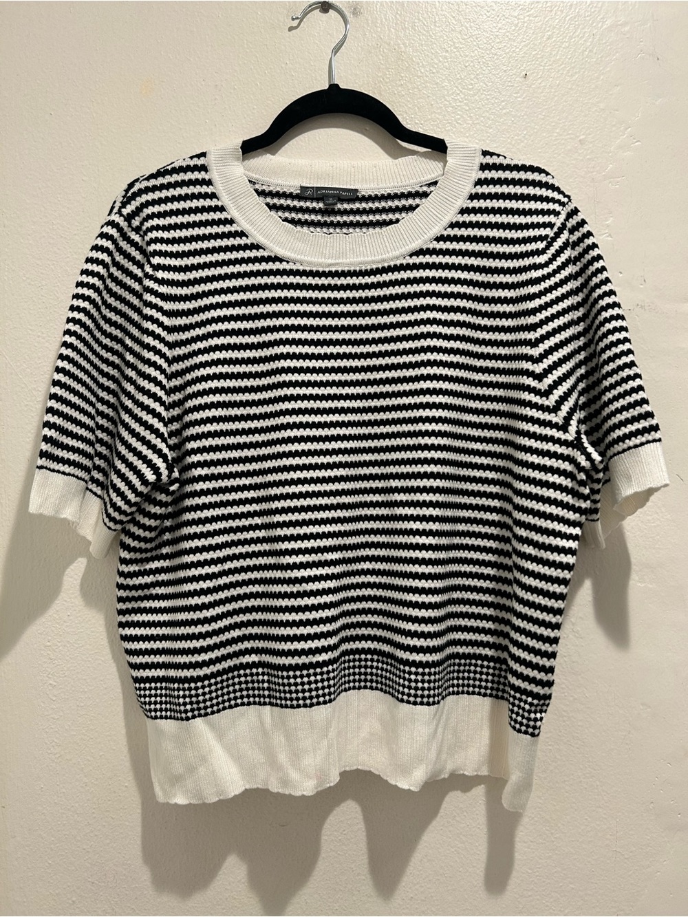 ADRIANNA PAPELL Black & White Striped Knit Top - Classic Women’s Tee